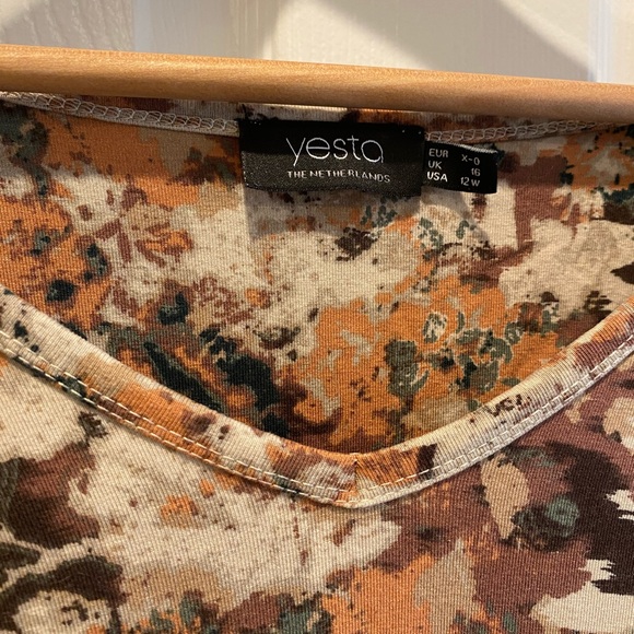 Women's Multicolor Tunic Top - Picture 2 of 2